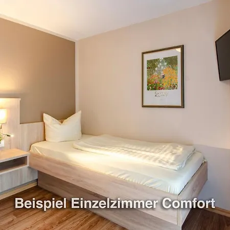 Kurgarten-hotel וולפאך