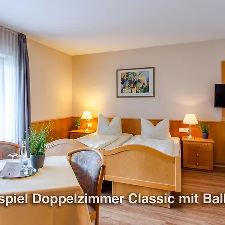 Kurgarten-hotel 3*