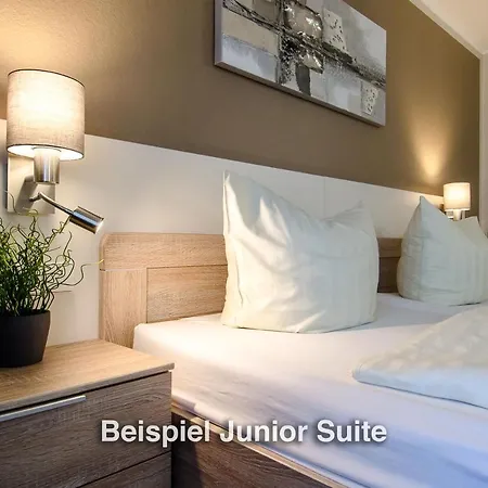 Kurgarten-hotel 3*