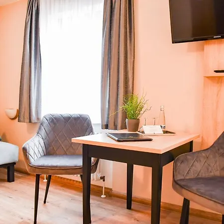 Kurgarten-hotel 3*