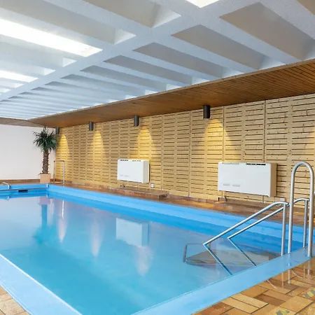 Kurgarten-hotel 3*