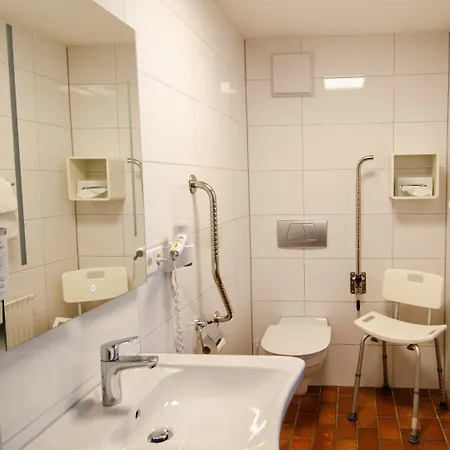 Kurgarten-hotel 3*