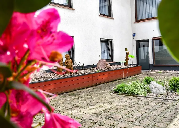 Kurgarten-hotel Hotell 3*