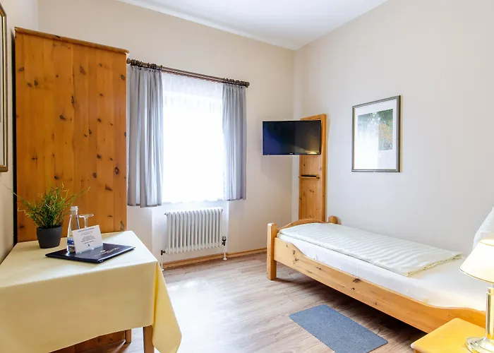 Kurgarten-hotel Hotel 3*